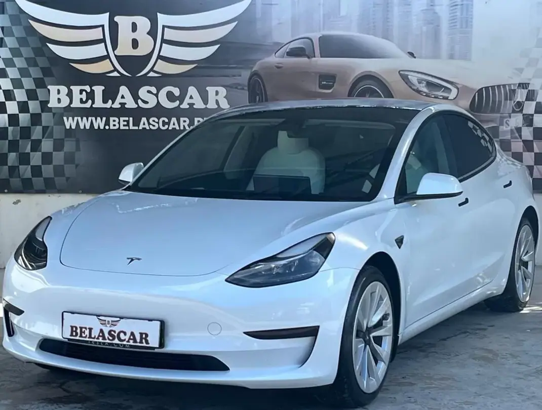 Tesla Model 3 2023 - 28990 EUR, 65000 km - AUTO.MOTO.pt - 65000km - foto 2 de 20