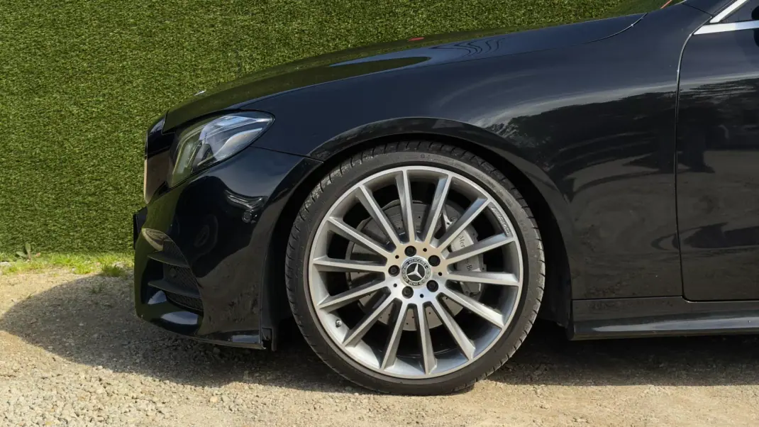 Mercedes-Benz E 220 2018 - 44990 EUR, 78000 km - AUTO.MOTO.pt - 78000km - foto 7 de 30