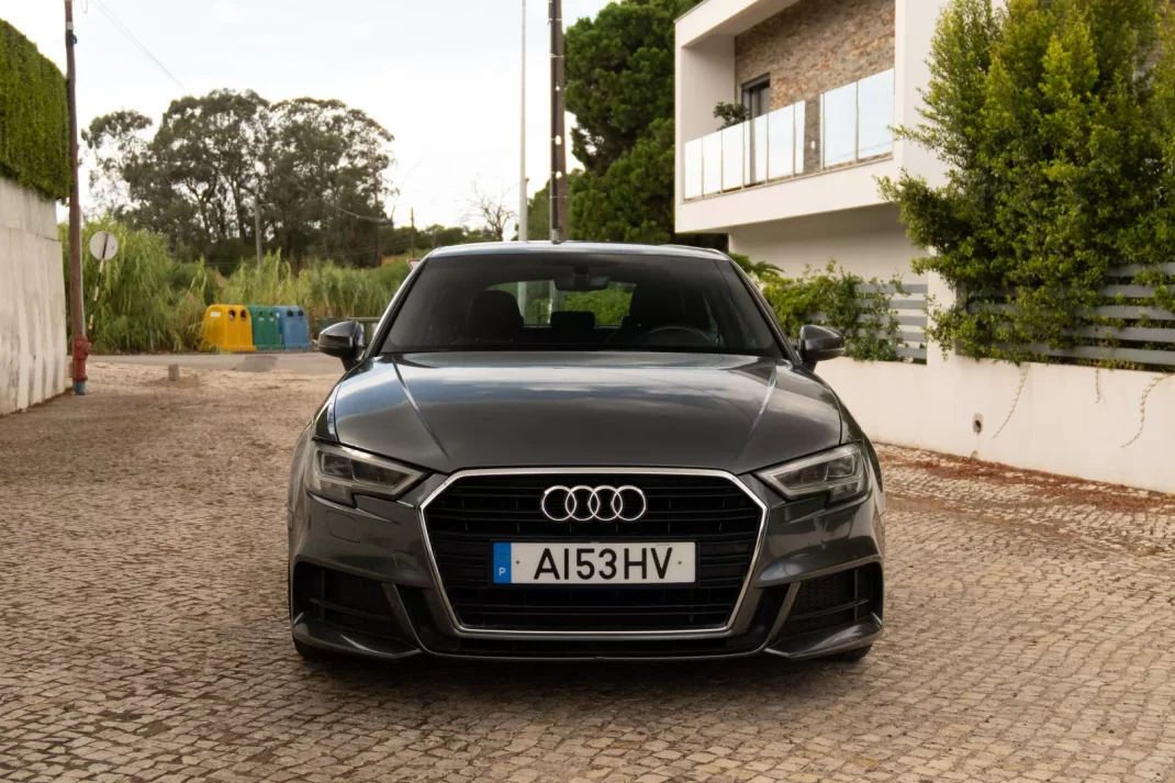 Audi A3 2017 - 19500 EUR, 163000 km - AUTO.MOTO.pt - 163000km - foto 2 de 10