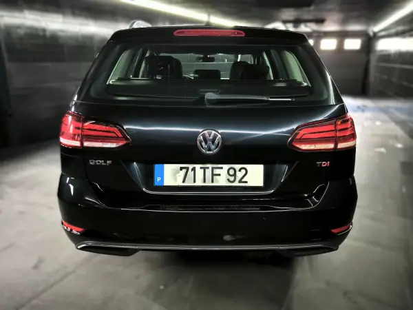 Volkswagen Golf Variant 2017 - 11500 EUR, 190200 km - AUTO.MOTO.pt - 190200km - foto 11 de 30