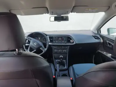 SEAT Leon 2015 - 11750 EUR, 161000 km - AUTO.MOTO.pt - 161000km - foto 17 de 28