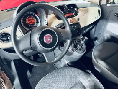 Fiat 500 2015 - 9250 EUR, 126650 km - AUTO.MOTO.pt - 126650km - foto 22 de 26