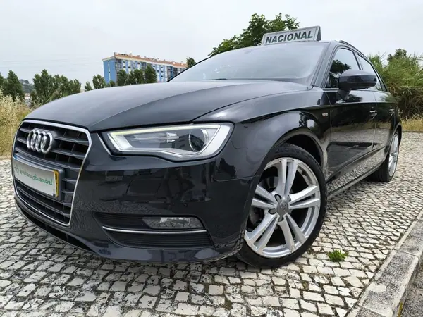 Audi A3 Sportback 2013 - 14950 EUR, 255105 km - AUTO.MOTO.pt - 255105km - foto 8 de 60