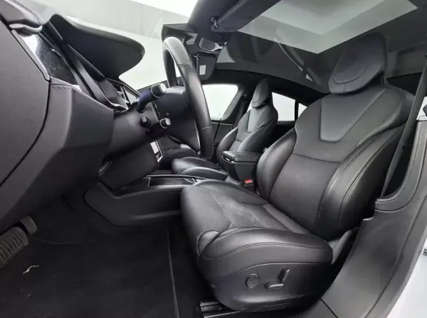 Tesla Model S 2018 - 25900 EUR, 240392 km - AUTO.MOTO.pt - 240392km - foto 13 de 37