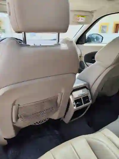 Land Rover Range Rover Evoque 2018 - 21500 EUR, 193800 km - 193800km - foto 9 de 13