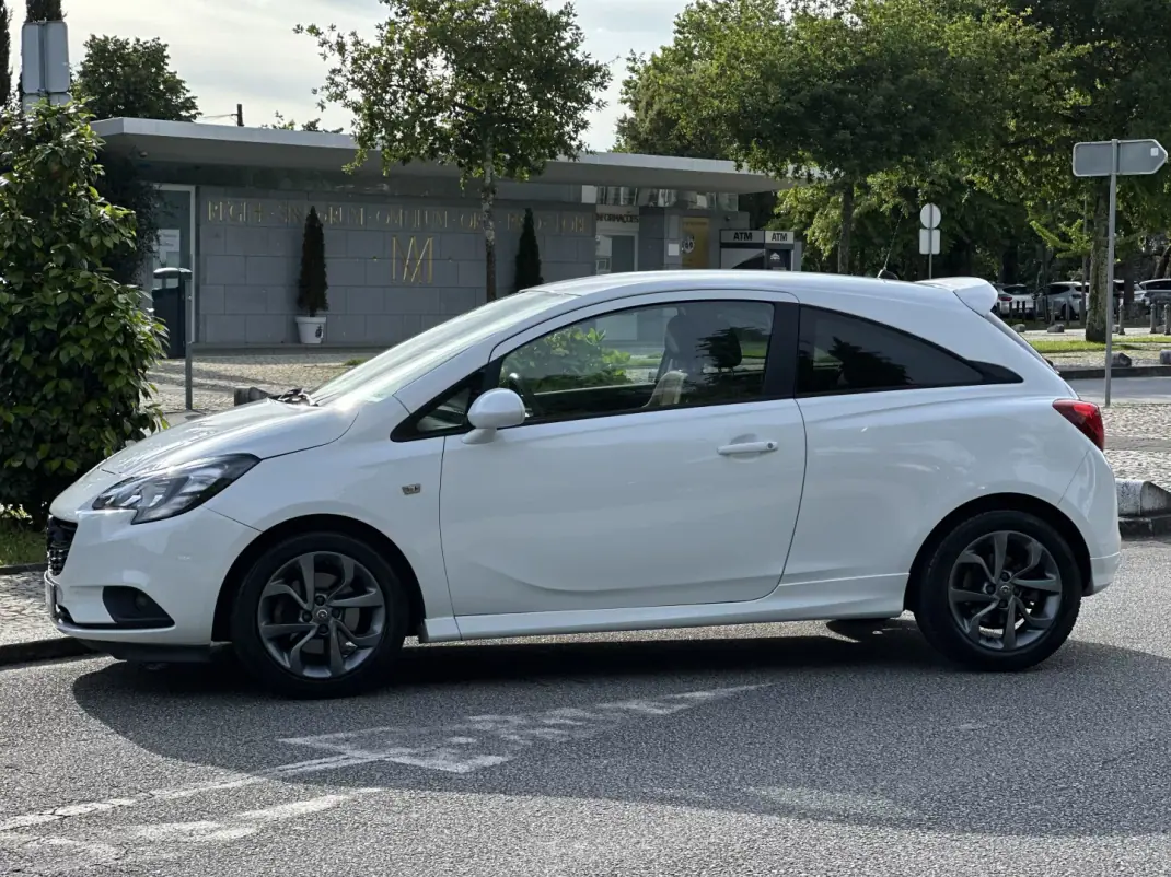 Opel Corsa 2016 - 10750 EUR, 40000 km - AUTO.MOTO.pt - 40000km - foto 3 de 12
