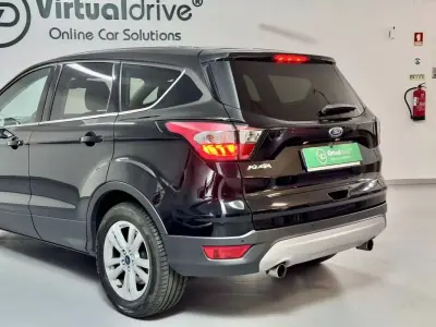 Ford Kuga 2017 - 11750 EUR, 111000 km - 111000km - foto 9 de 55
