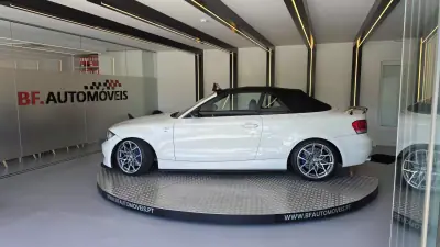 BMW 118 2009 - 12900 EUR, 225191 km - AUTO.MOTO.pt - 225191km - foto 14 de 61