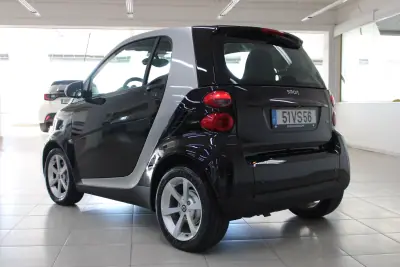 Smart Fortwo Cabrio 2009 - 6500 EUR, 122572 km - AUTO.MOTO.pt - 122572km - foto 3 de 15