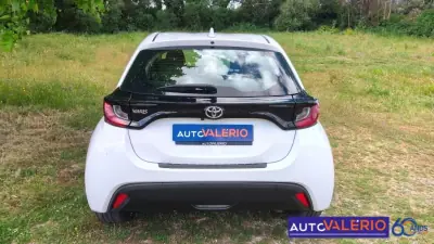 Toyota Yaris 2022 - 17950 EUR, 91774 km - AUTO.MOTO.pt - 91774km - foto 5 de 33