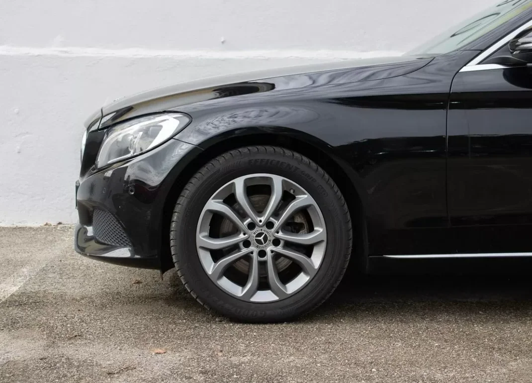 Mercedes-Benz C 220 2017 - 22750 EUR, 192000 km - AUTO.MOTO.pt - 192000km - foto 9 de 40