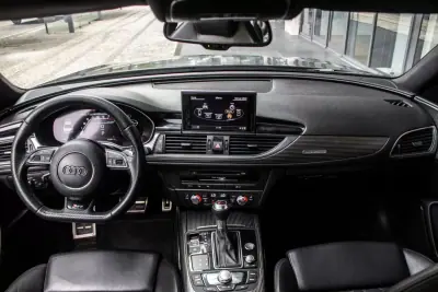 Audi RS6 Avant 2013 - 59900 EUR, 109461 km - AUTO.MOTO.pt - 109461km - foto 37 de 46