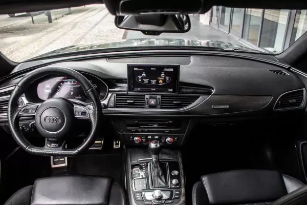 Audi RS6 Avant 2013 - 59900 EUR, 109461 km - AUTO.MOTO.pt - 109461km - foto 37 de 46