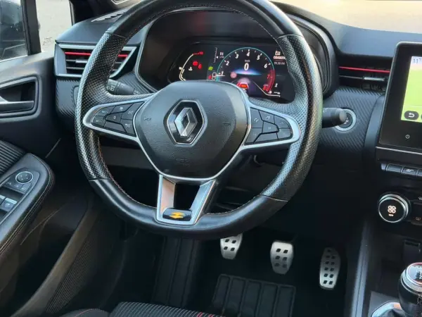 Renault Clio 2022 - 14900 EUR, 76400 km - AUTO.MOTO.pt - 76400km - foto 11 de 25