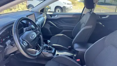 Ford Focus 2022 - 16490 EUR, 56000 km - AUTO.MOTO.pt - 56000km - foto 22 de 22
