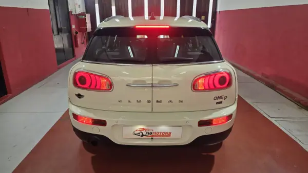 MINI Clubman 2017 - 13890 EUR, 159999 km - AUTO.MOTO.pt - 159999km - foto 7 de 51