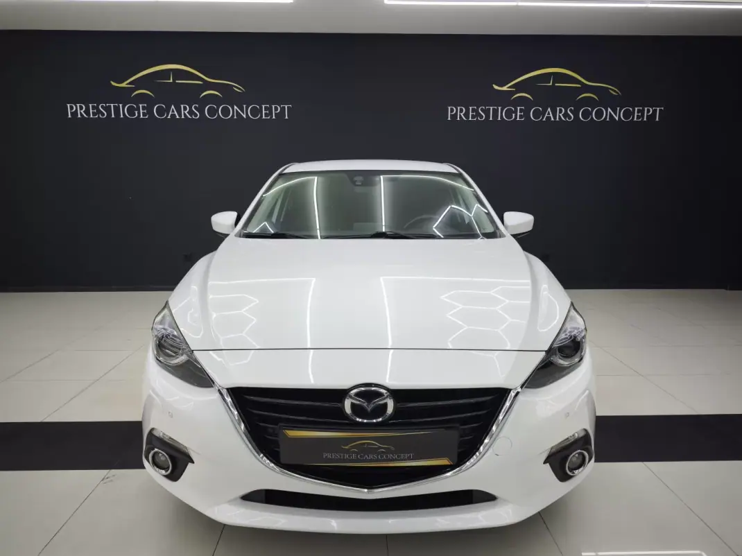 Mazda 3 2016 - 12450 EUR, 207205 km - AUTO.MOTO.pt - 207205km - foto 8 de 40