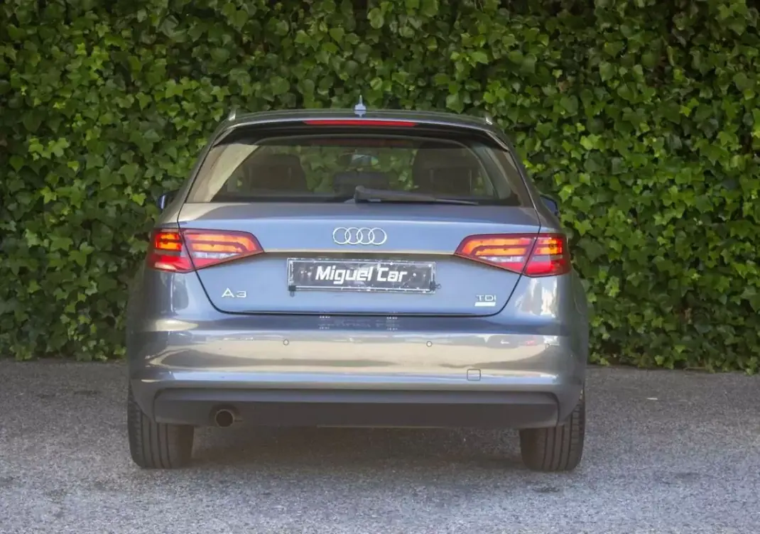 Audi A3 Sportback 2015 - 15900 EUR, 100000 km - AUTO.MOTO.pt - 100000km - foto 9 de 16