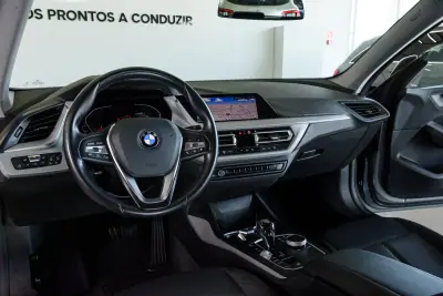 BMW 216 Gran Coupé 2023 - 24900 EUR, 51952 km - 51952km - foto 6 de 8