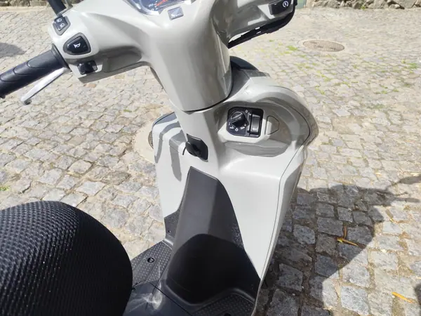 Honda Vision 2026 - 1990 EUR, 1192 km - AUTO.MOTO.pt - 1192km - foto 2 de 15