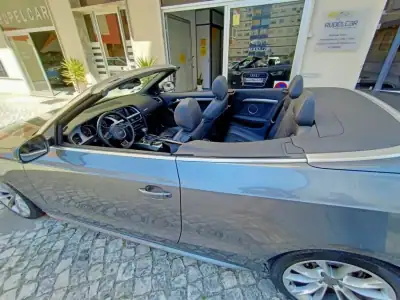 Audi A5 Cabrio 2016 - 26500 EUR, 115025 km - AUTO.MOTO.pt - 115025km - foto 18 de 22