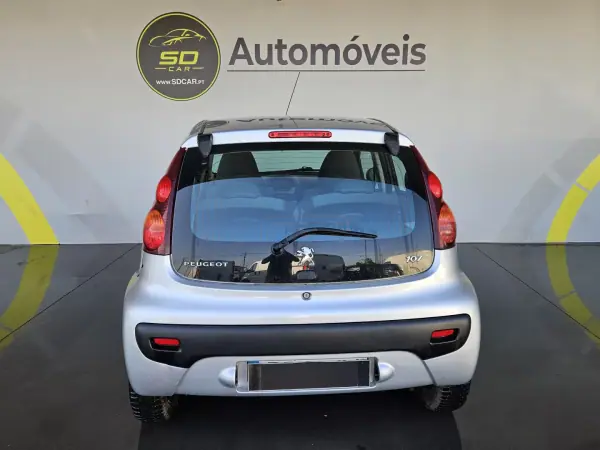 Peugeot 107 2012 - 4250 EUR, 163000 km - AUTO.MOTO.pt - 163000km - foto 4 de 9