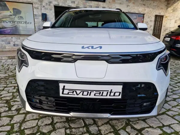 Kia Niro EV 2024 - 33500 EUR, 1700 km - AUTO.MOTO.pt - 1700km - foto 6 de 48