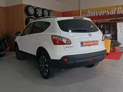 Nissan Qashqai 2012 - 11900 EUR, 226000 km - AUTO.MOTO.pt - 226000km - foto 4 de 16