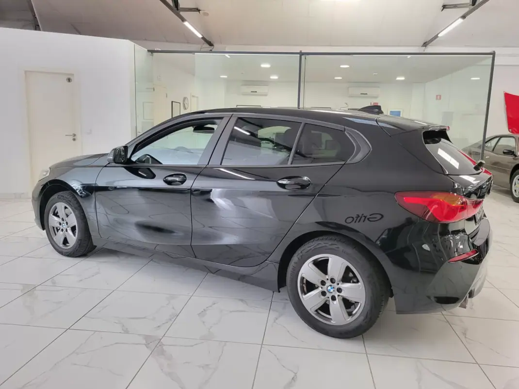 BMW 116 2022 - 1 EUR, 51523 km - AUTO.MOTO.pt - 51523km - foto 9 de 28