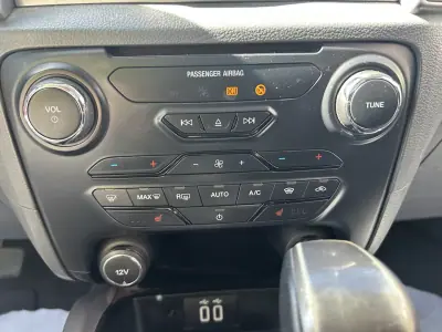 Ford Ranger 2017 - 27947 EUR, 150000 km - AUTO.MOTO.pt - 150000km - foto 20 de 22