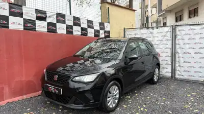 SEAT Arona 2023 - 14400 EUR, 62200 km - AUTO.MOTO.pt - 62200km - foto 2 de 13