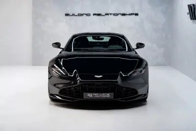 Aston Martin V8 Vantage Coupe 2019 - 144950 EUR, 31000 km - 31000km - foto 5 de 45