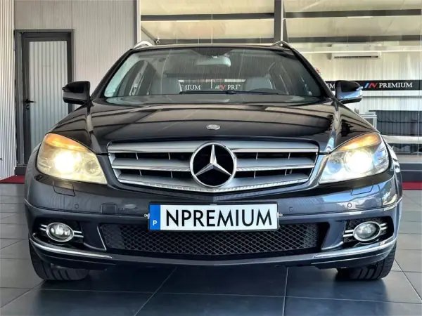 Mercedes-Benz C 220 2008 - 13990 EUR, 231000 km - AUTO.MOTO.pt - 231000km - foto 16 de 42