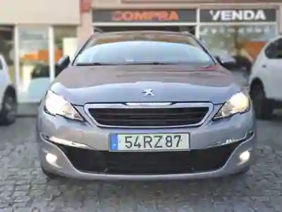 Peugeot 308 2016 - 8750 EUR, 171999 km - AUTO.MOTO.pt - 171999km - foto 3 de 15