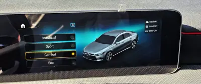 Mercedes-Benz A 180 Limousine 2019 - 26500 EUR, 154000 km - AUTO.MOTO.pt - 154000km - foto 19 de 31