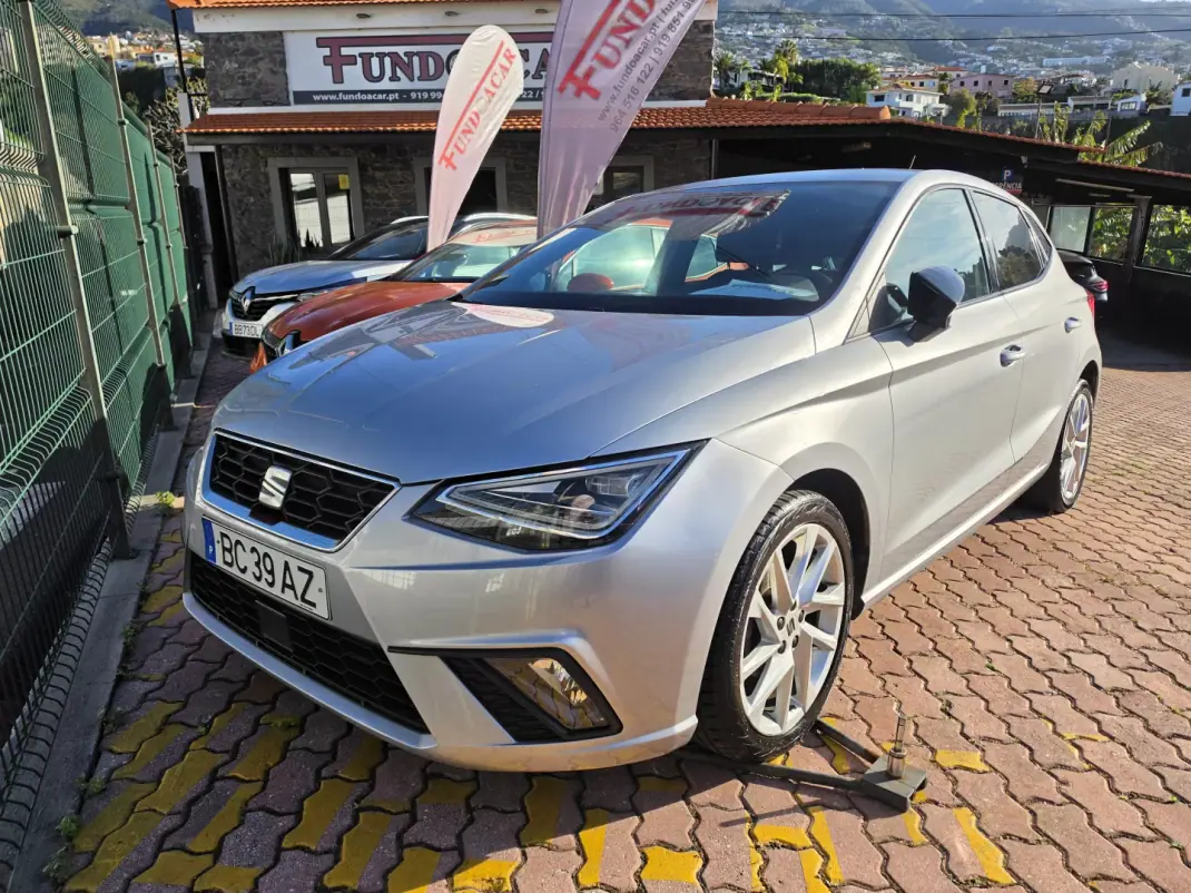 SEAT Ibiza 2023 - 17500 EUR, 67650 km - AUTO.MOTO.pt - 67650km - foto 1 de 6