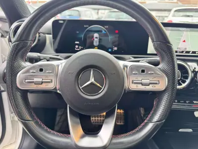 Mercedes-Benz A 180 2018 - 22990 EUR, 174000 km - AUTO.MOTO.pt - 174000km - foto 9 de 24