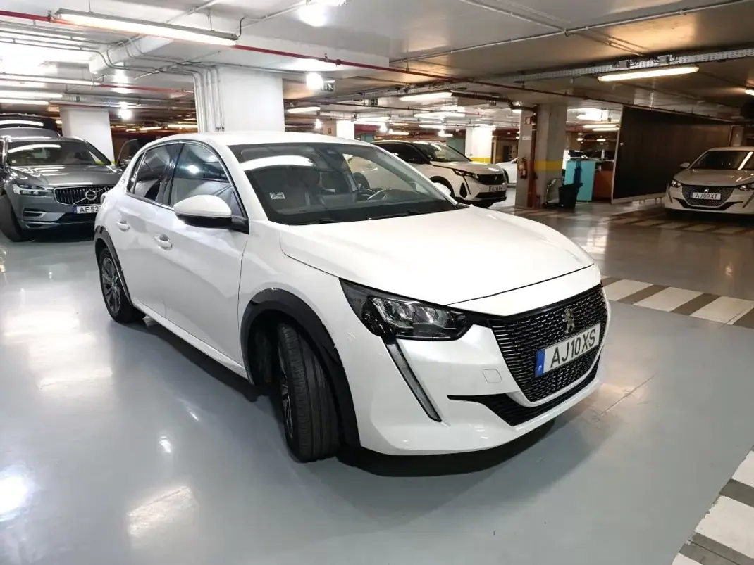 Peugeot e-208 2021 - 14499 EUR, 97021 km - AUTO.MOTO.pt - 97021km - foto 5 de 14