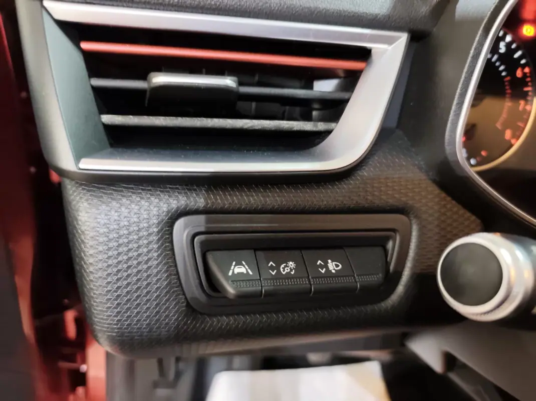 Renault Clio 2019 - 12300 EUR, 62000 km - 62000km - foto 16 de 22
