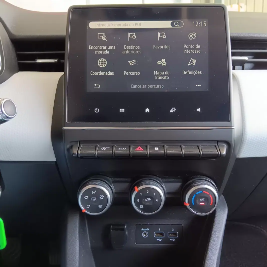 Renault Clio 2021 - 13900 EUR, 92481 km - 92481km - foto 17 de 21