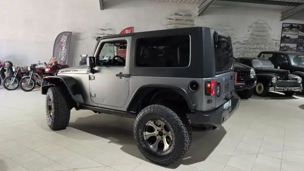 Jeep Wrangler 2010 - 35000 EUR, 129687 km - AUTO.MOTO.pt - 129687km - foto 8 de 47