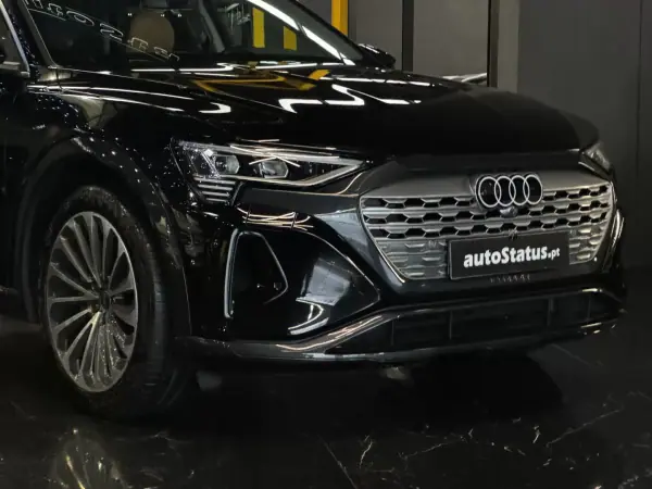 Audi Q8 e-Tron Sportback 2024 - 54990 EUR, 24200 km - AUTO.MOTO.pt - 24200km - foto 3 de 34