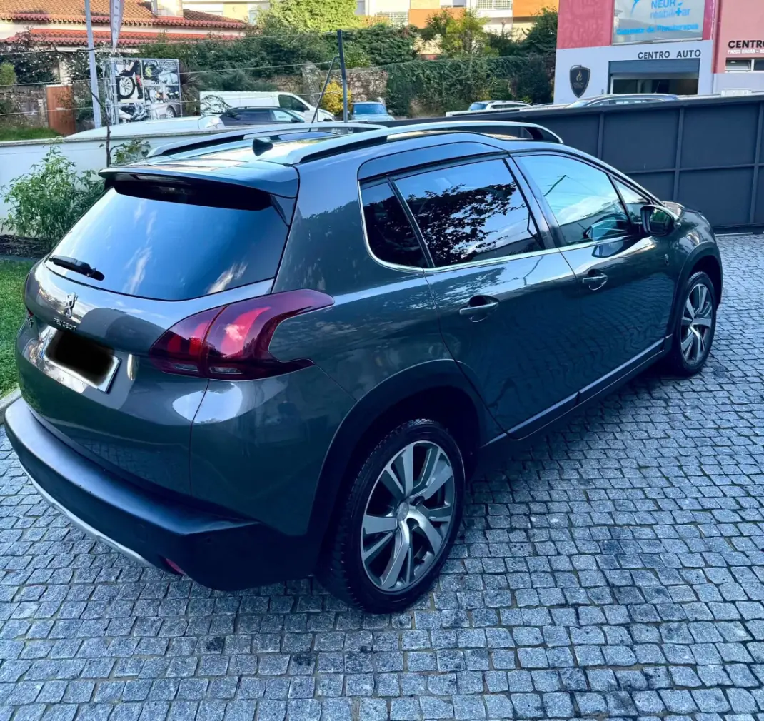Peugeot 2008 2019 - 13900 EUR, 126000 km - AUTO.MOTO.pt - 126000km - foto 3 de 20