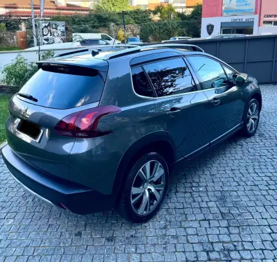 Peugeot 2008 2019 - 13900 EUR, 126000 km - AUTO.MOTO.pt - 126000km - foto 3 de 20