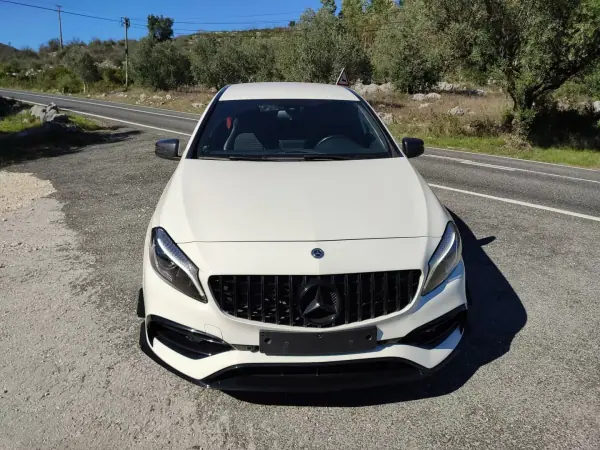 Mercedes-Benz A 45 AMG 2016 - 32500 EUR, 122000 km - AUTO.MOTO.pt - 122000km - foto 12 de 23