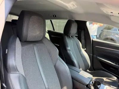 Peugeot 508 SW 2019 - 16900 EUR, 153000 km - AUTO.MOTO.pt - 153000km - foto 14 de 15