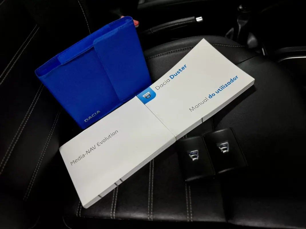 Dacia Duster 2020 - 15750 EUR, 128000 km - AUTO.MOTO.pt - 128000km - foto 60 de 60