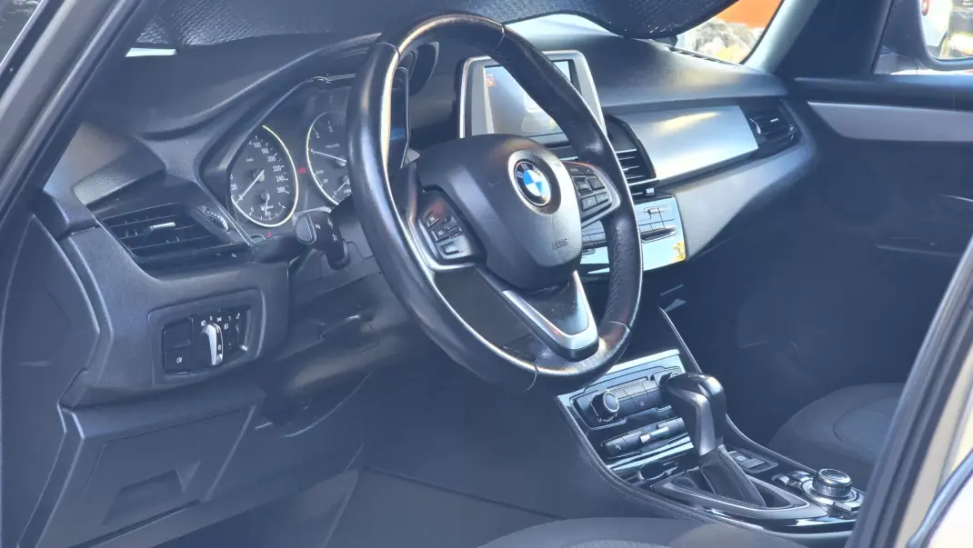 BMW 216 Active Tourer 2016 - 12950 EUR, 81000 km - 81000km - foto 14 de 22