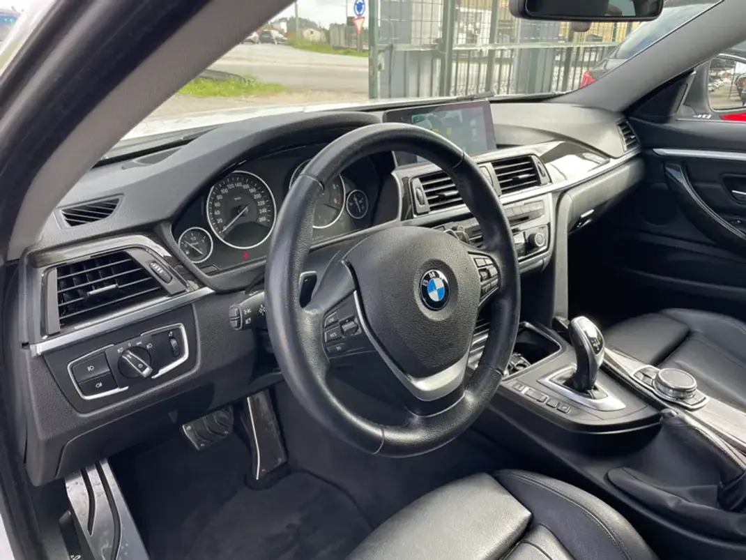 BMW 420 Gran Coupé 2015 - 20890 EUR, 221587 km - AUTO.MOTO.pt - 221587km - foto 14 de 37