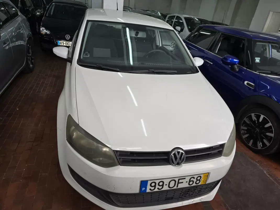 VW Polo 1.2 TDi Van 2013 - 5750 EUR, 269000 km - AUTO.MOTO.pt - 269000km - foto 3 de 17